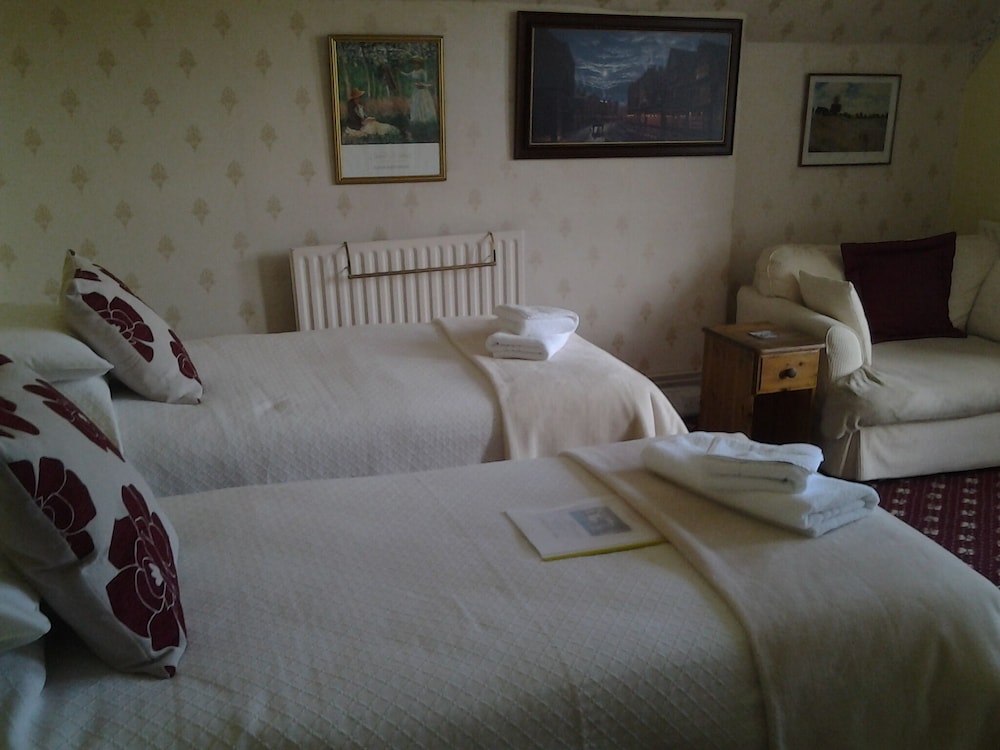 Strathmore Guest House view 4