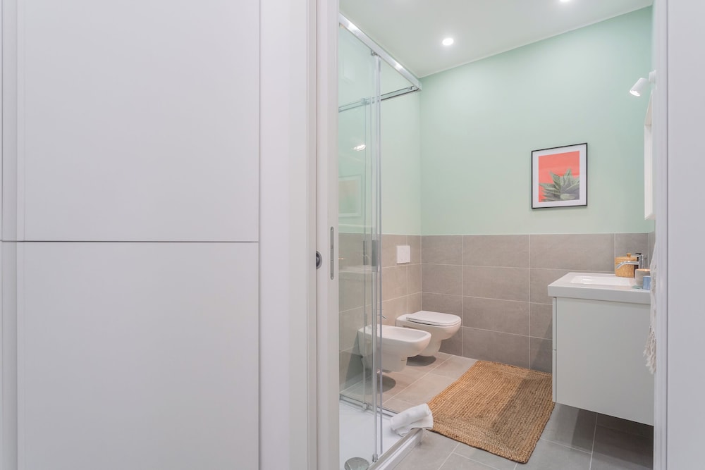 Isola Felice Grandate by Rent all Como