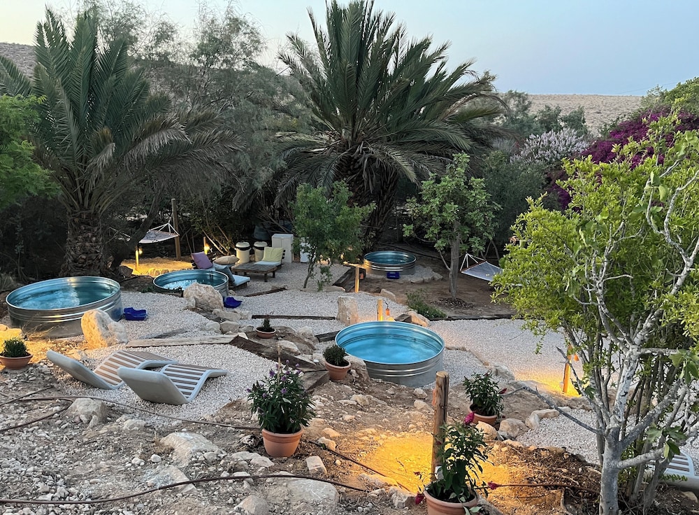 Carmey Avdat Farm