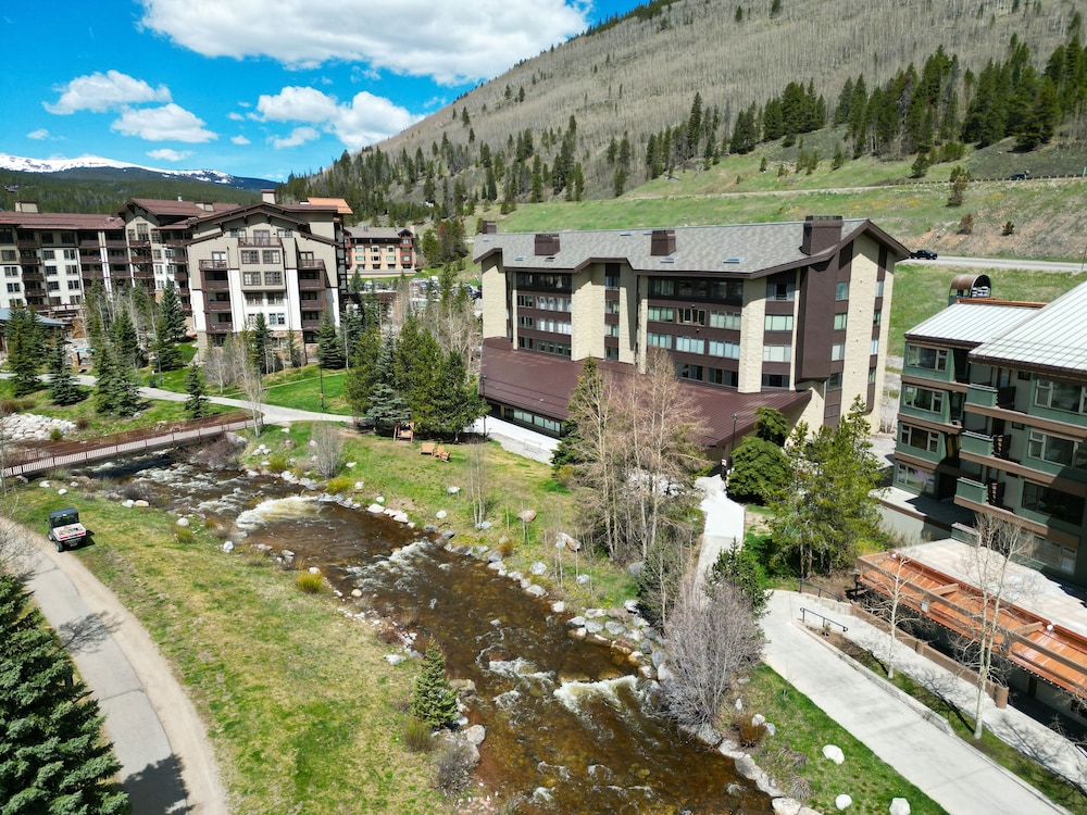 Be306a Bridge End Hotel Room 1 Bedroom Condo view 3
