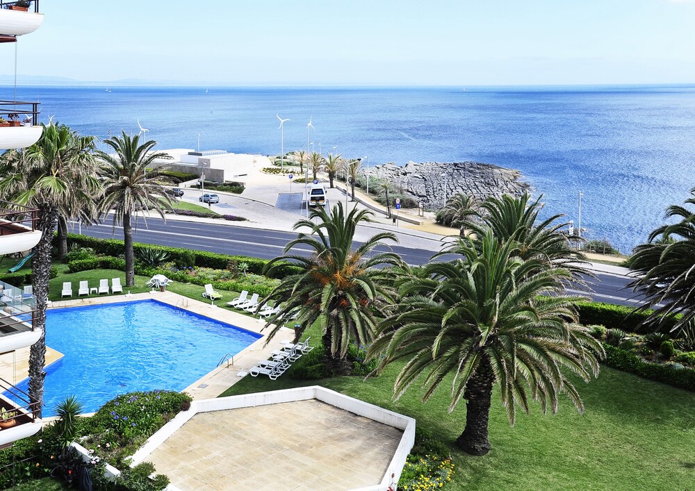 Ocean View Apartment view 5