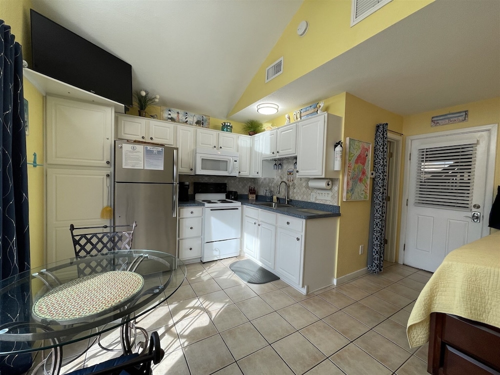 14 Ocean View Cottage Condo by RedAwning view 2