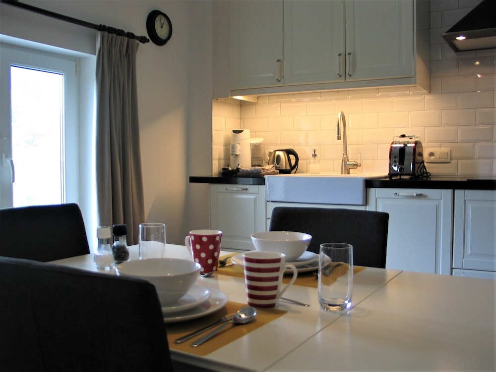 Le Baron Apartments