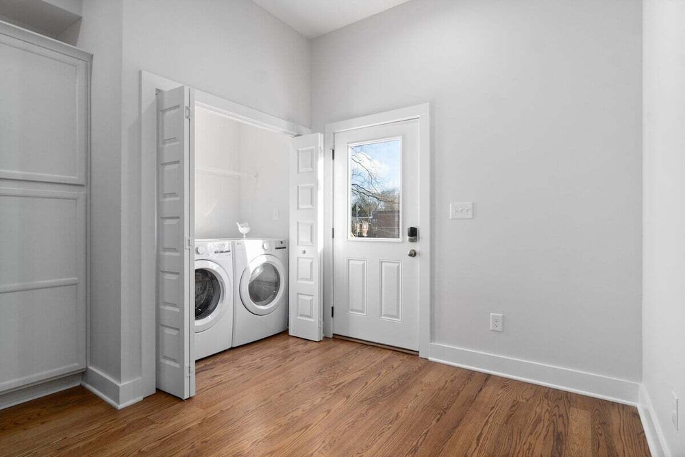 Rebecca's Downtown Luxury Living