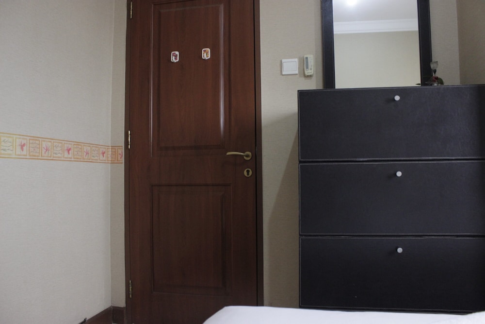 Strategic & Cozy 2BR at Majesty Apartment near Maranatha Christian University view 5