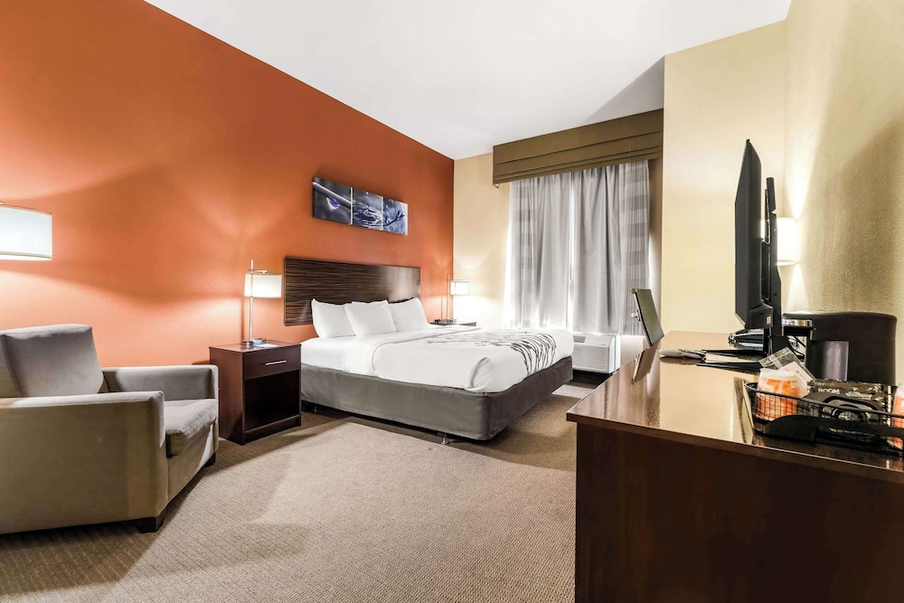 Dyersburg Vacations - Sleep Inn  Suites Dyersburg I-155 - Property Image 50