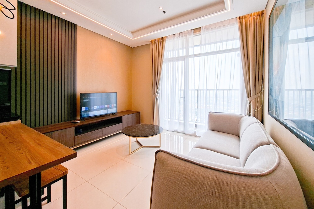 Cozy Living 2Br At Ciputra International Apartment