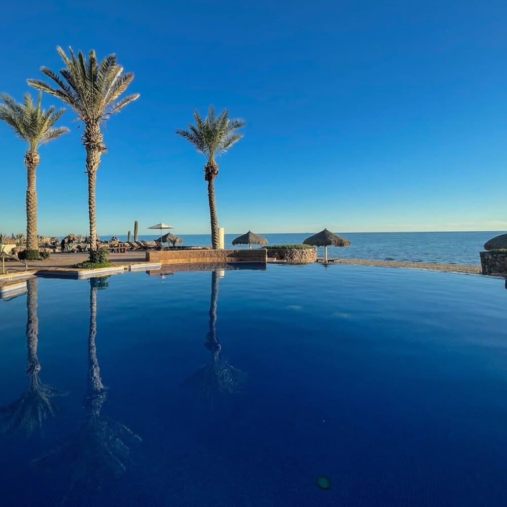 Serenity by the Sea Stunning Beachfront Condo