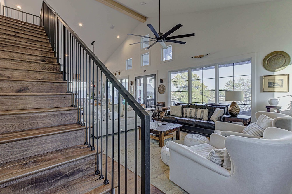 Immaculate Waterfront Home for 16 w/ Private Dock!