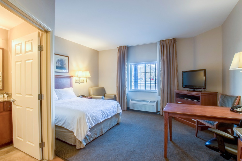 Western Slope Suites view 4