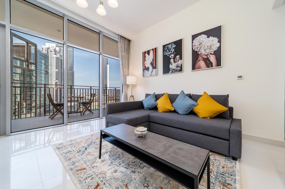 1BR Apt Brand New Spectacular Views Downtown