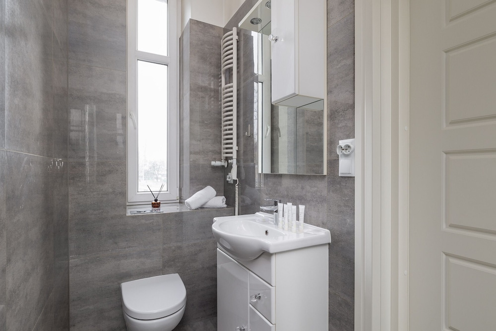 Luxury Apartment in Szczecin by Renters