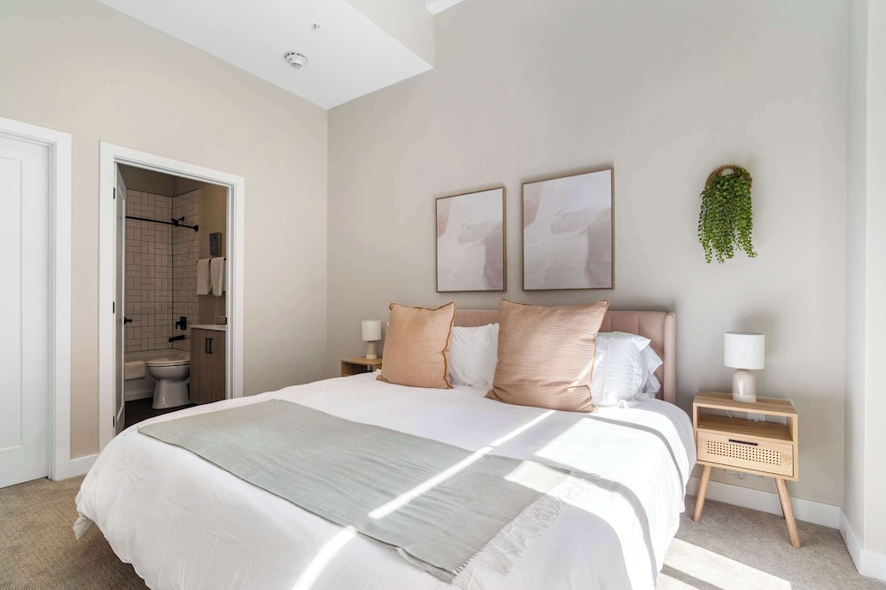 CozySuites at Textile