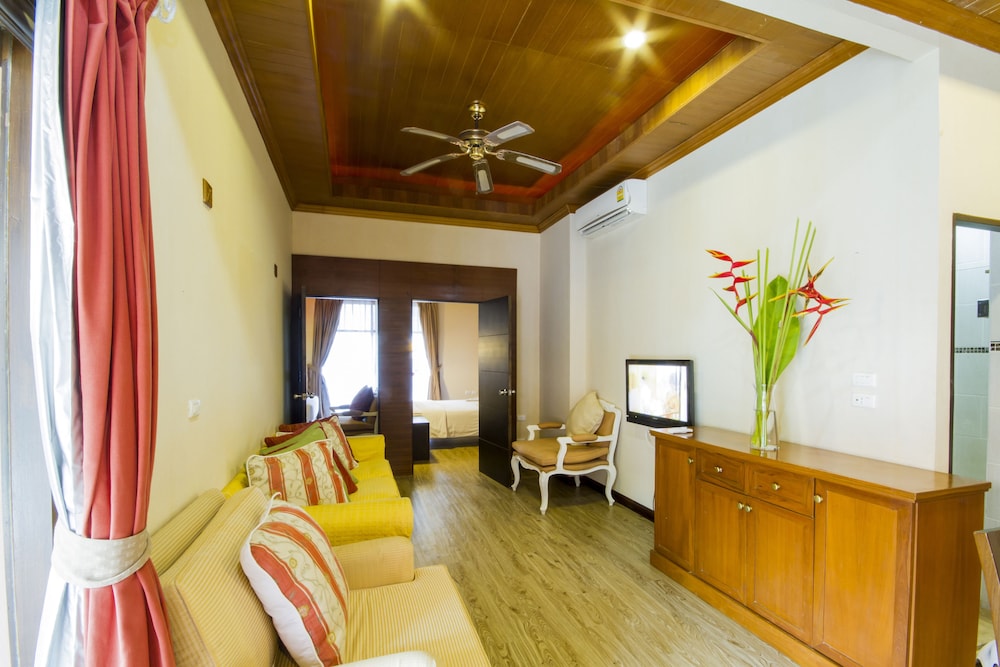 Pratamnak villa