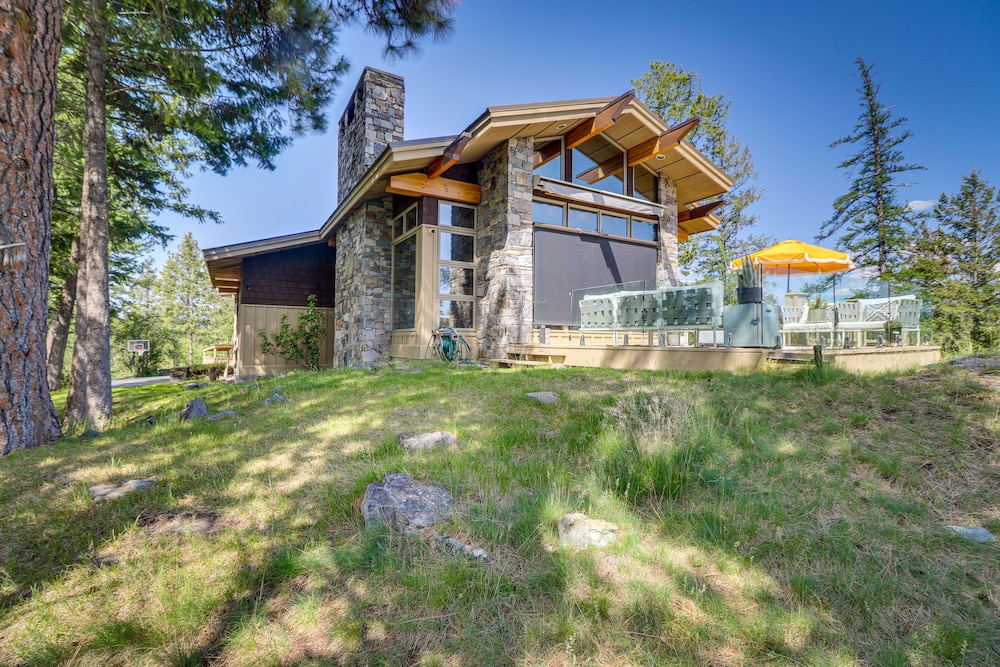 Stunning Bigfork Home w/ Views of Flathead Lake! view 3