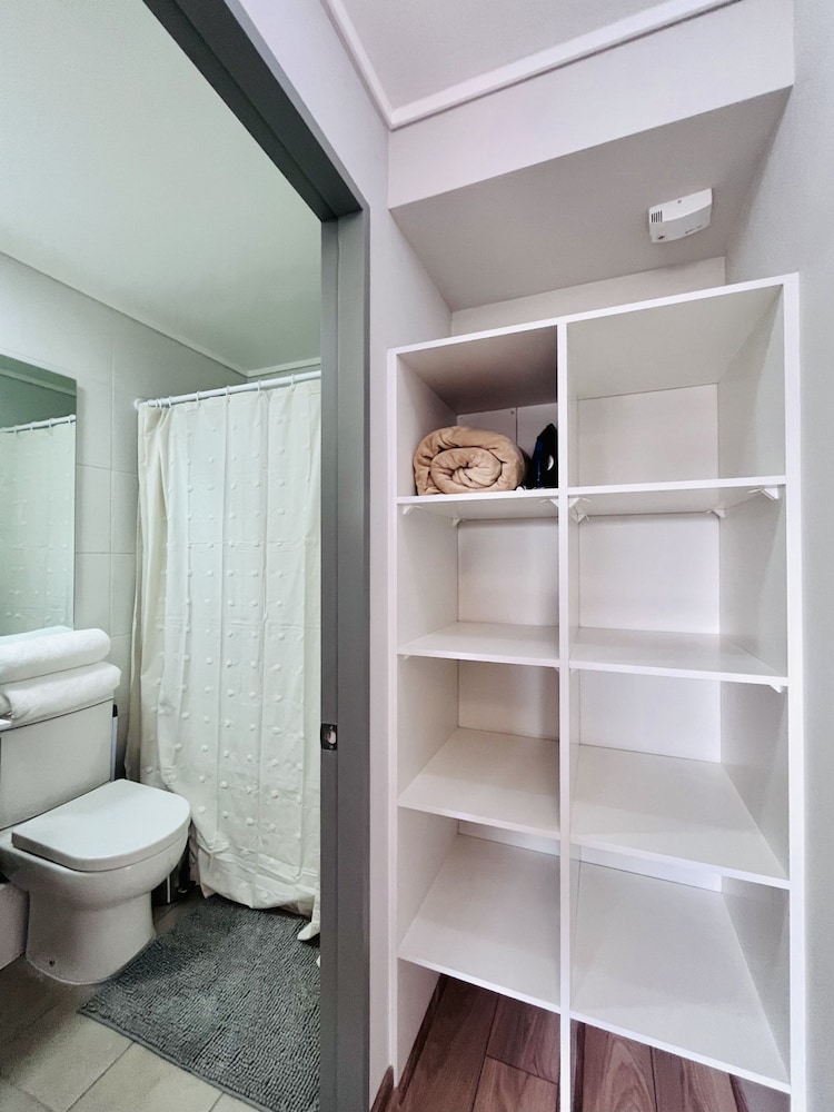 Urbano Plaza Vespucio Laundry Parking Pet Pool