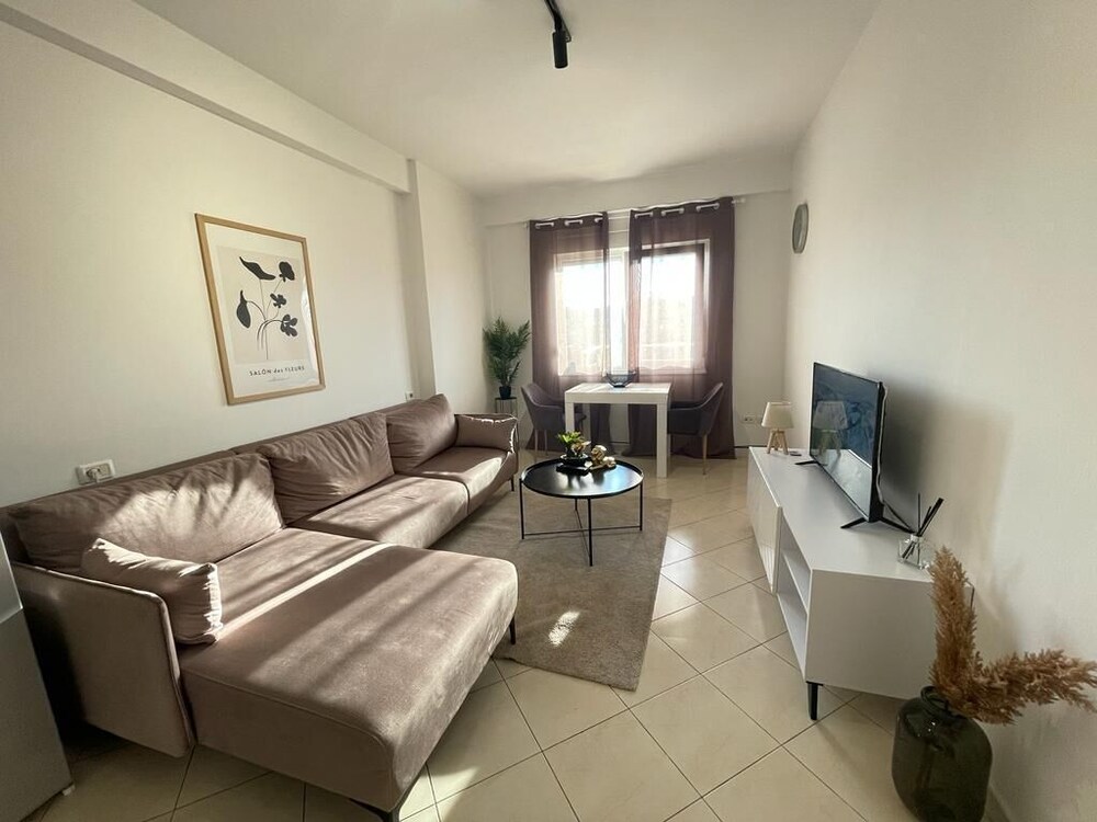 Sunny Apartment