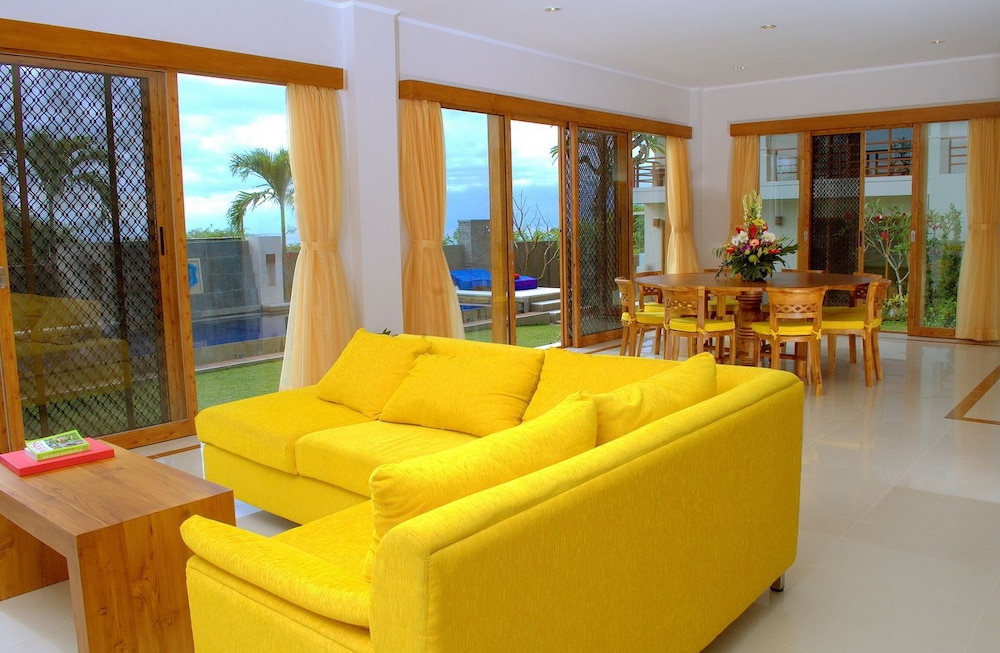 Blue Rose Villa