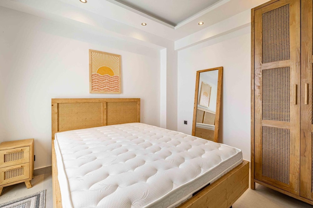Stunning Villa With Private Pool and Luxuriest Views