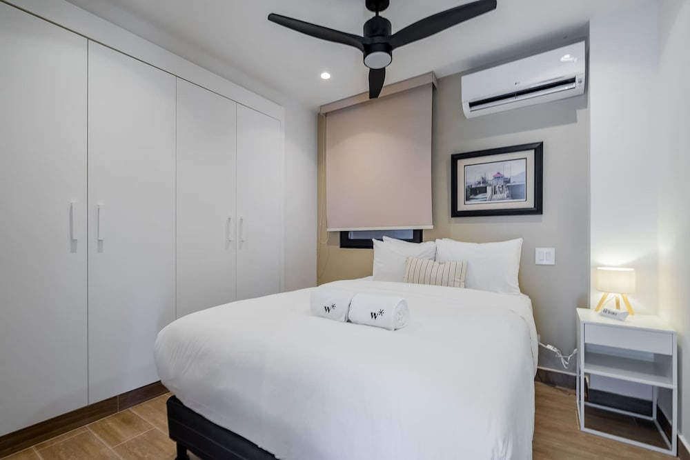 w Beautiful 2BR w Balcony in Casco Viejo