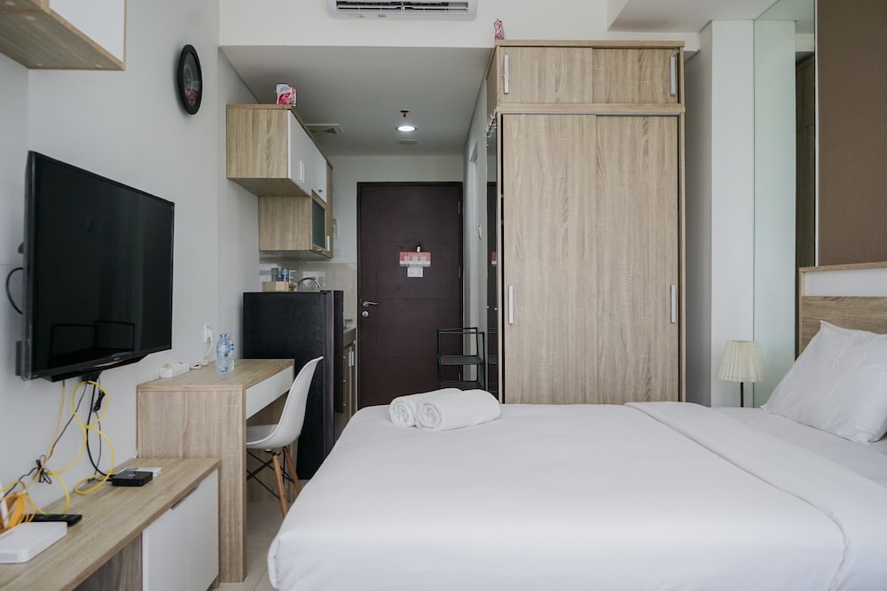 Fancy and Nice Studio at Springwood Residence Tangerang Apartment