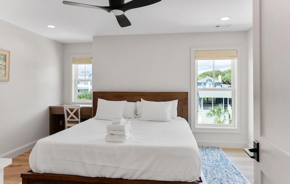 718 Swordfish Road view 2