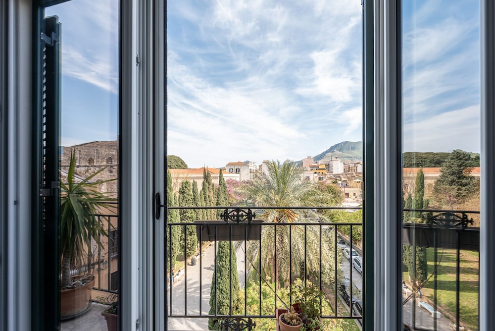 Casa Garibaldi in Piazza by Wonderful Italy
