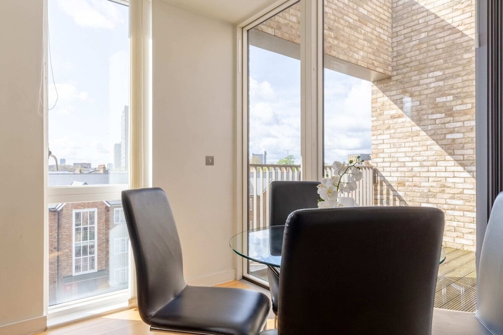 Radiant 1BD Retreat, North Maida Vale!