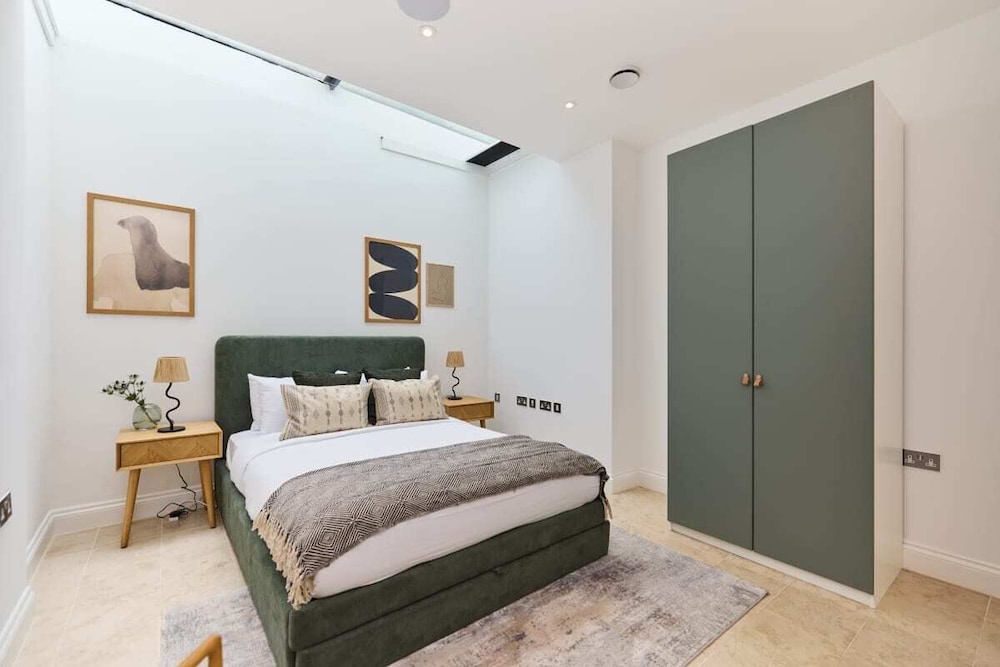 The Camden Park Place - Lovely 4bdr Flat With Garden