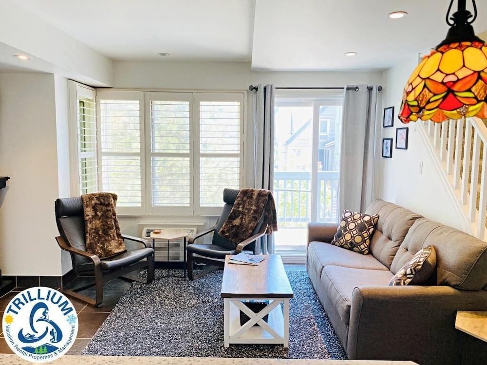 Blue Mountain Suites
