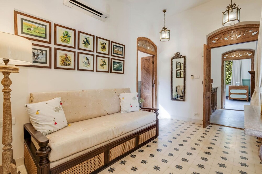 4bhk Villa in Siolim Pool Lush Forest View