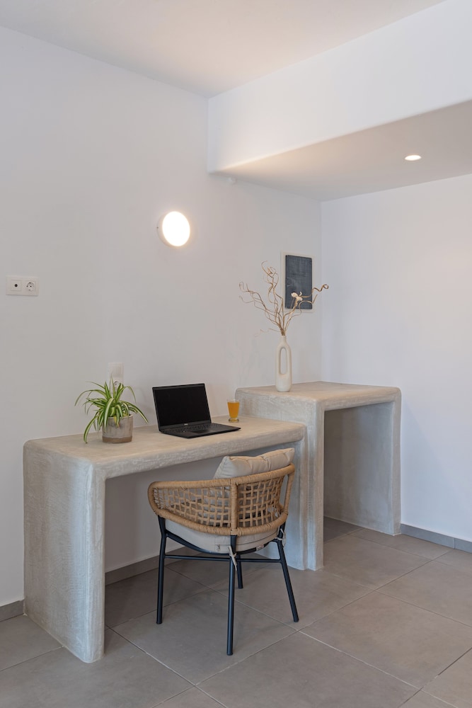 Ihthioessa Boutique Hotel - Property Image 42