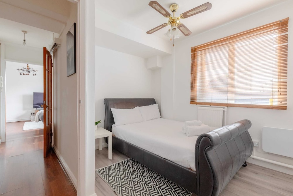 Well Located 2BD Flat 20 Mins to Tower Bridge!