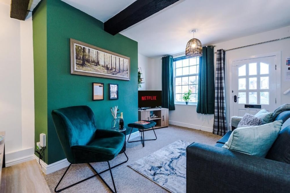 64 Handbridge