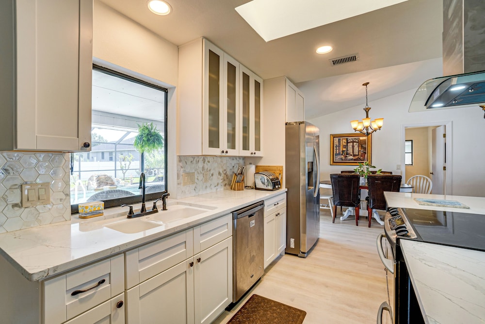 Pool, BBQ & More: Sleek Home in Port Charlotte!
