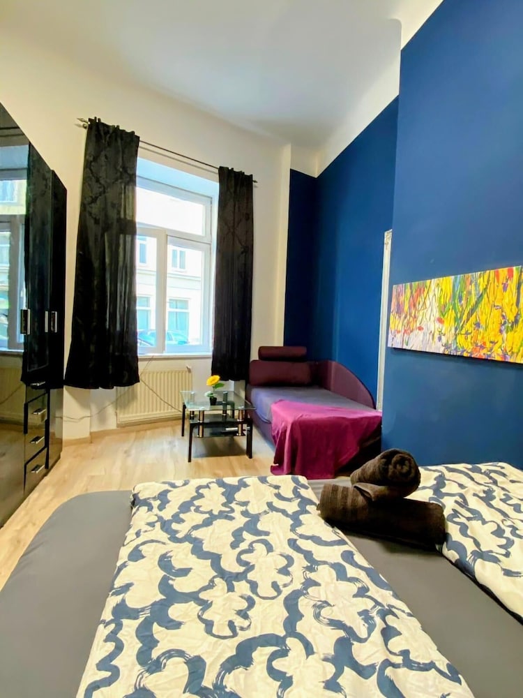 Cozy 1BR Apartment Near Danube River