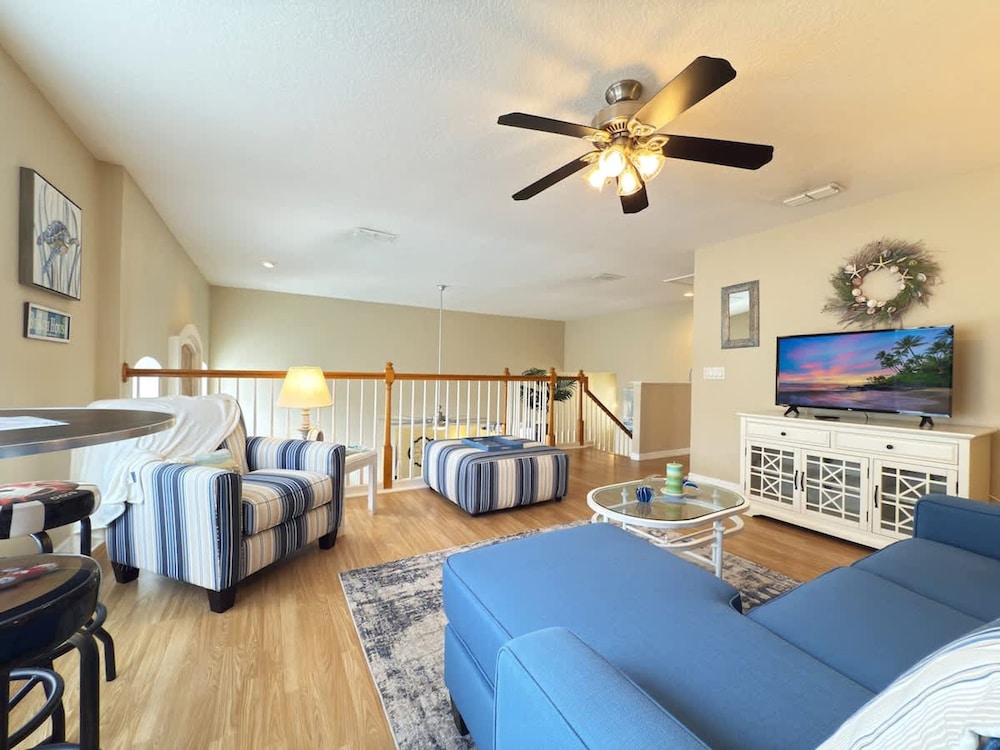 Near Disney Villa 3 bd Private Pool