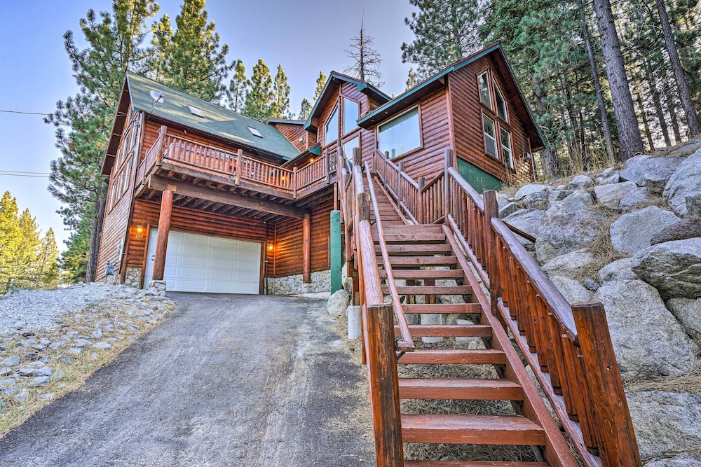 Lake Tahoe Vacations - South Lake Tahoe Vacation Rental w/ Indoor Pool - Property Image 4