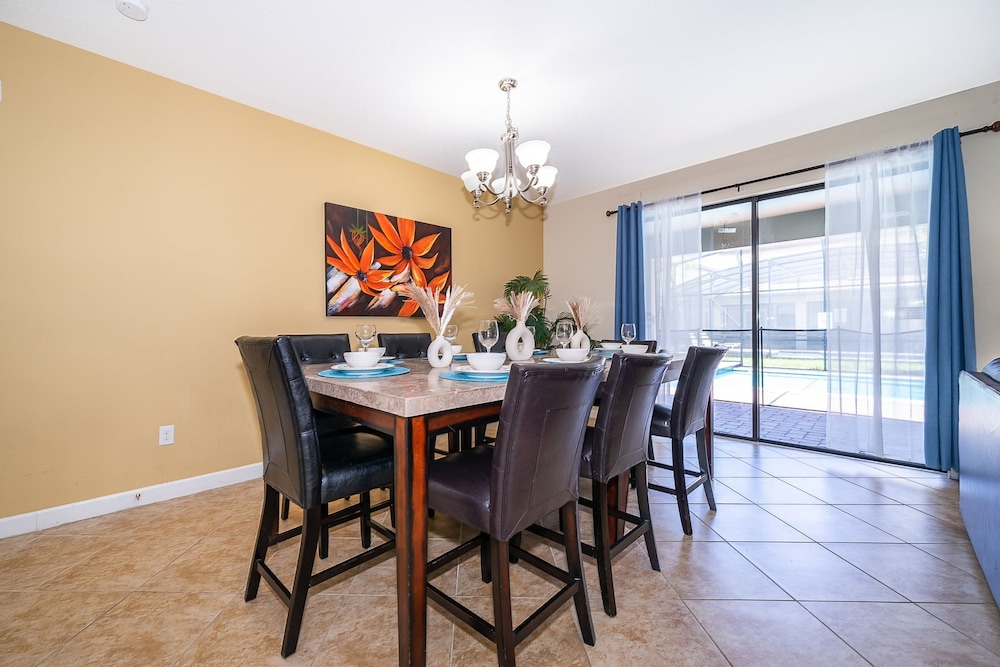 Orlandoasis by Avantstay 8bdr Pool Movie Theater Game Room Resort Access