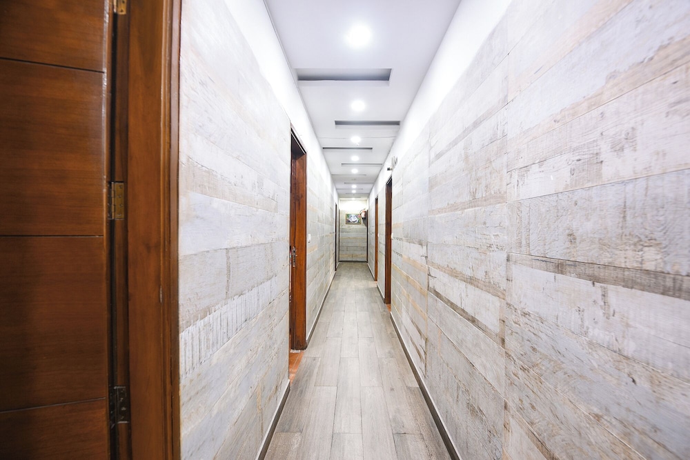 Fabhotel Mannat Shalimar Bagh