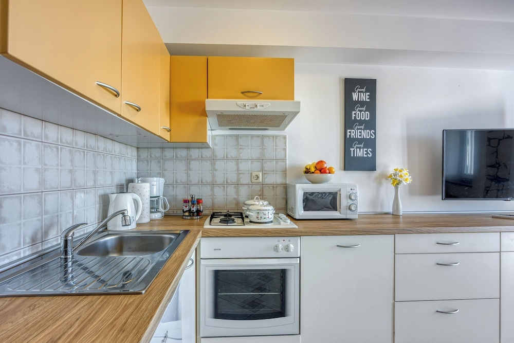 Apartment Jakara 2
