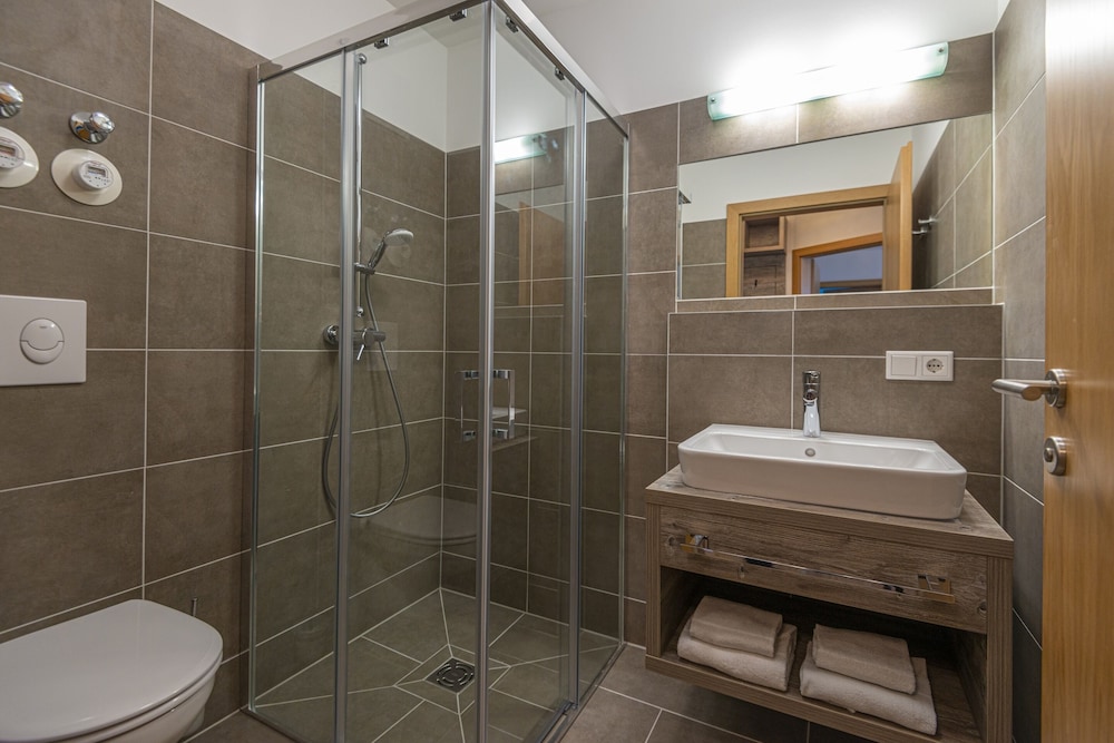 Apartment in Salzburg Near Schlossalmbahn I