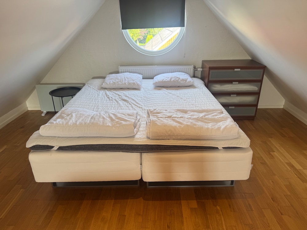 Modern 1-bedroom Apartment for 6 Near Kristianstad