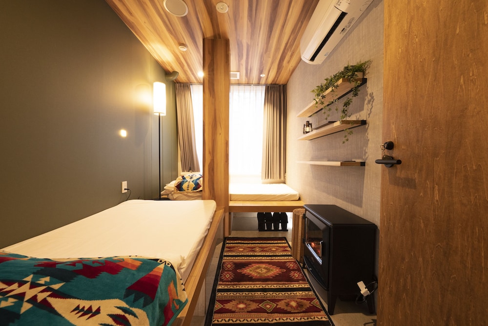 Glamping Tokyo Asakusa - Hostel