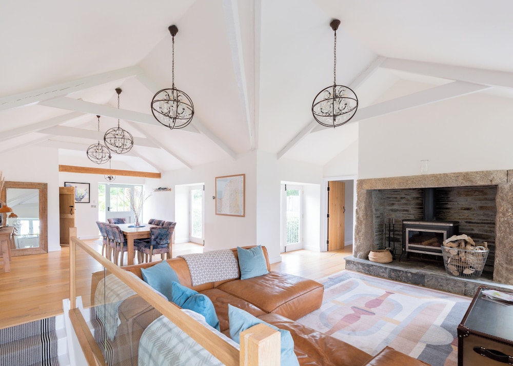 The Farmhouse - Within the Helland Barton Farm Collection