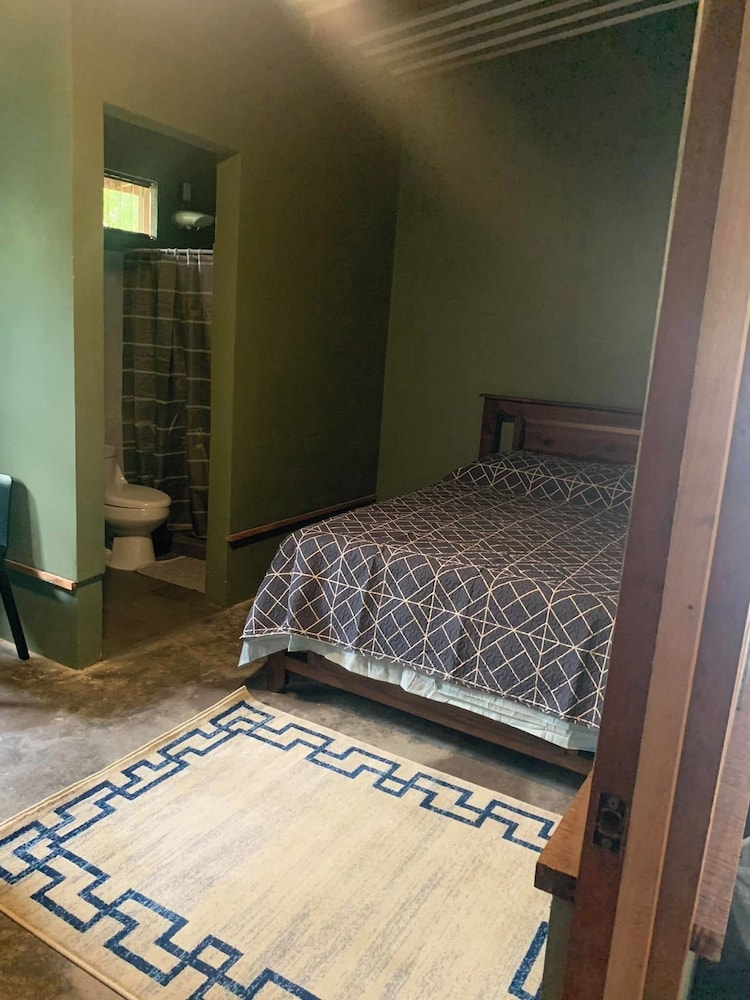 Rio Nino Lodge
