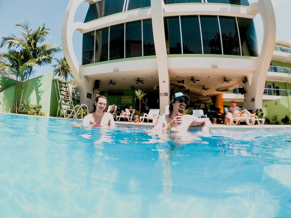 Room2Board Hostel and Surf School