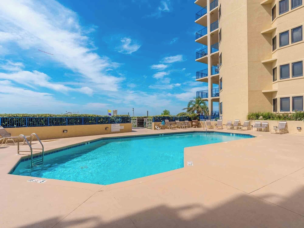 Four Seasons #701E by Southern Vacation Rentals