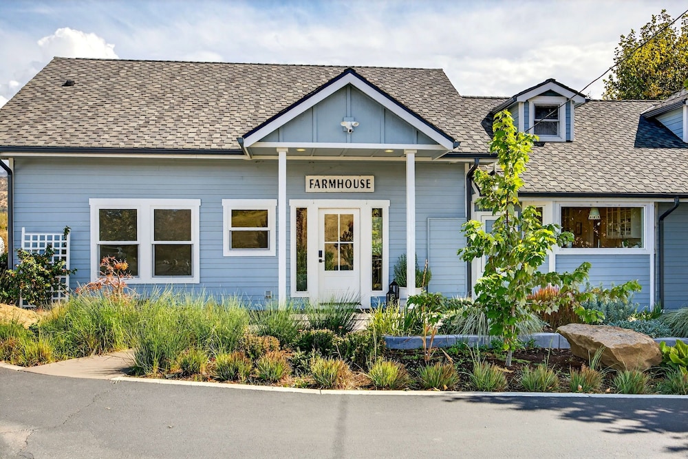 Meadowsweet Farm by WanderLodges