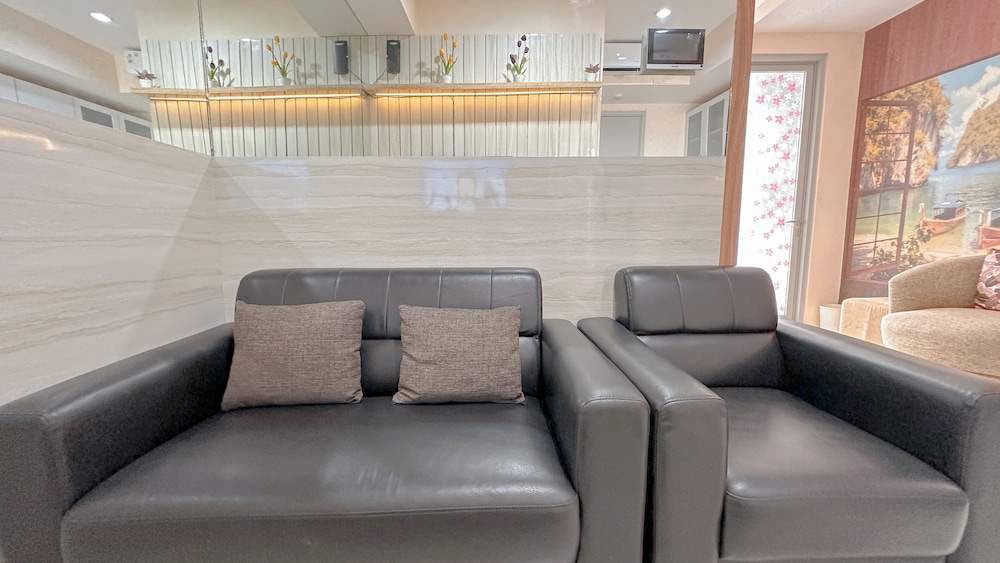 Comfortable Living And Best Location 1Br At Grand Sungkono Lagoon Apartment